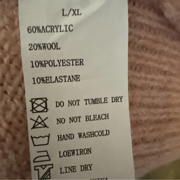 Women’s Boutique Large / XL Pink Teddy Bear Bow Sweater, Pearls, Gems, Bling NWT - Picture 4 of 10